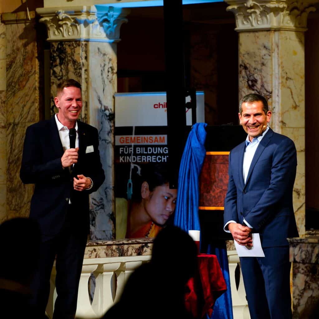 Jan-Philipp Kienast mit Mitri Sirin bei Purpose in Action